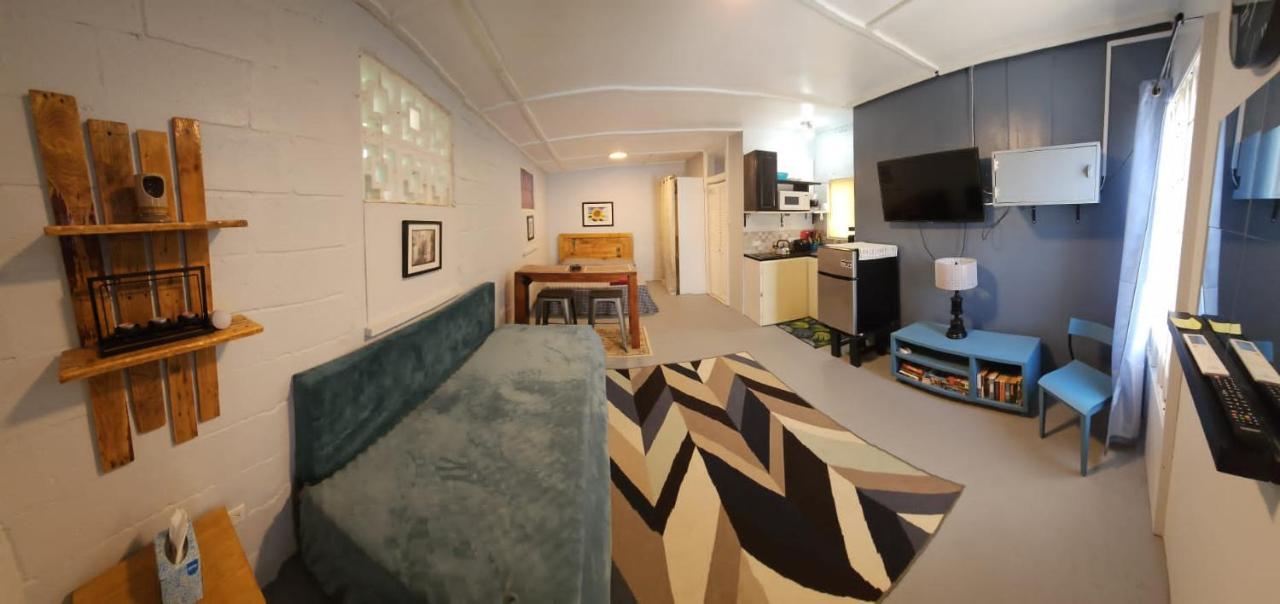 Apartamento Gloria'S Mini Hideaway Christ Church Exterior foto
